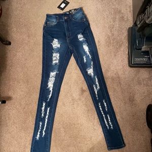 Bran new Fashion Nova jeans